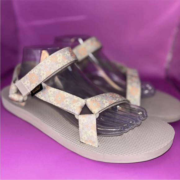Teva Floral Sandals - Light Pink and Gray - Picture 9 of 9